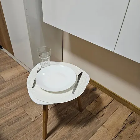 7 Apartment
