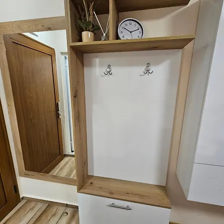 Apartment 7
