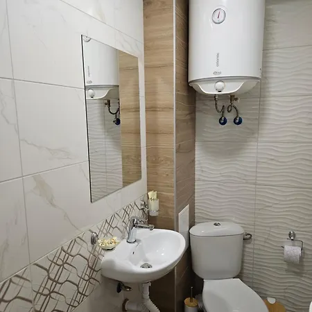 7 * Veliko Tarnovo
