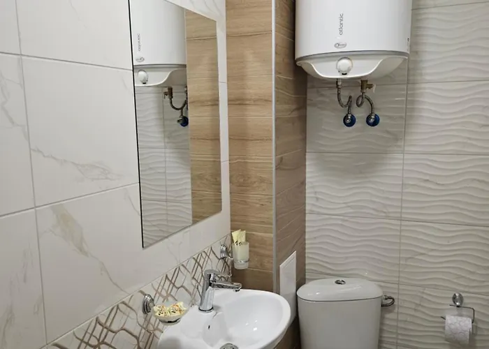 7 * Veliko Tarnovo